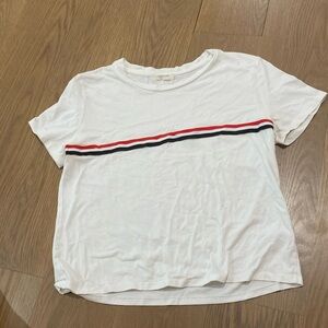 Cute white t shirt with a stripe